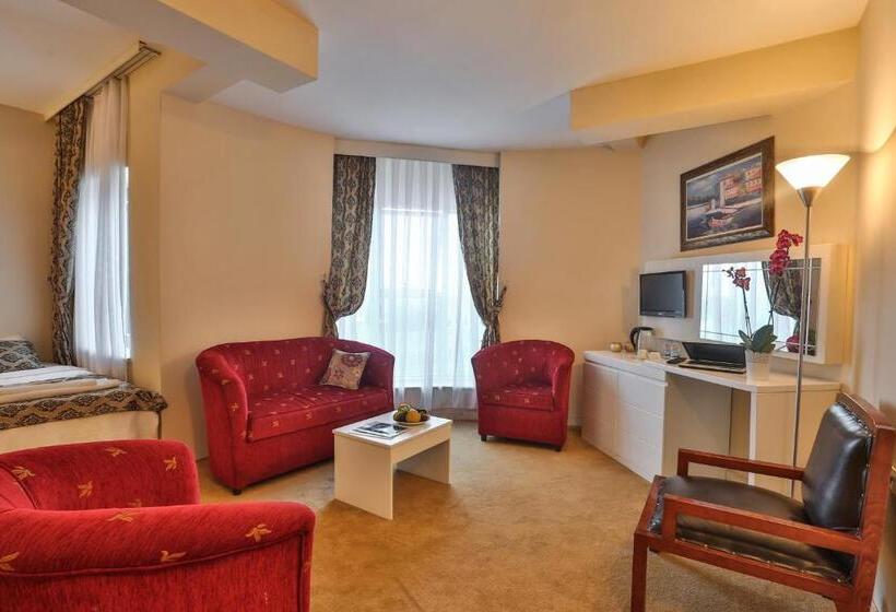 Номер Стандарт, Arsen