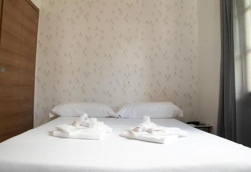 Comfort room with mountain view, Dufour