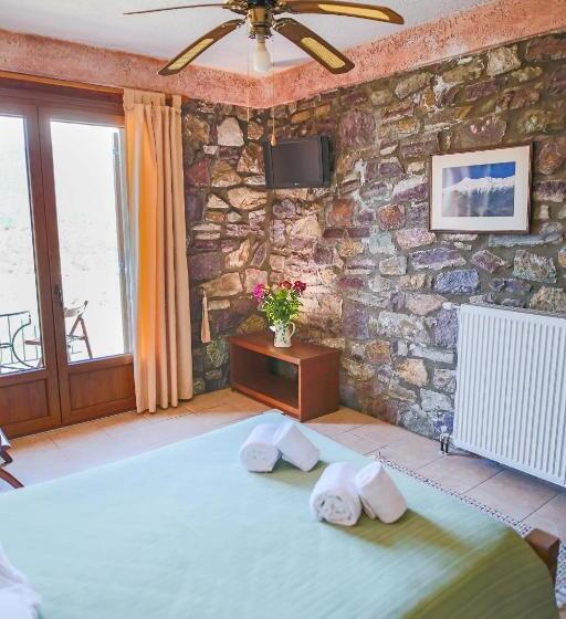 اتاق استاندارد, Faris