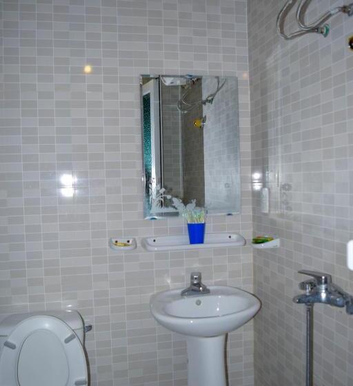 اتاق استاندارد سه نفره, Phong Nha Orient Homestay