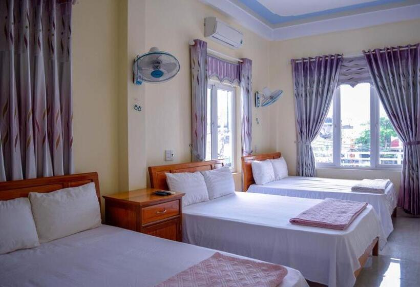 اتاق استاندارد سه نفره, Phong Nha Orient Homestay