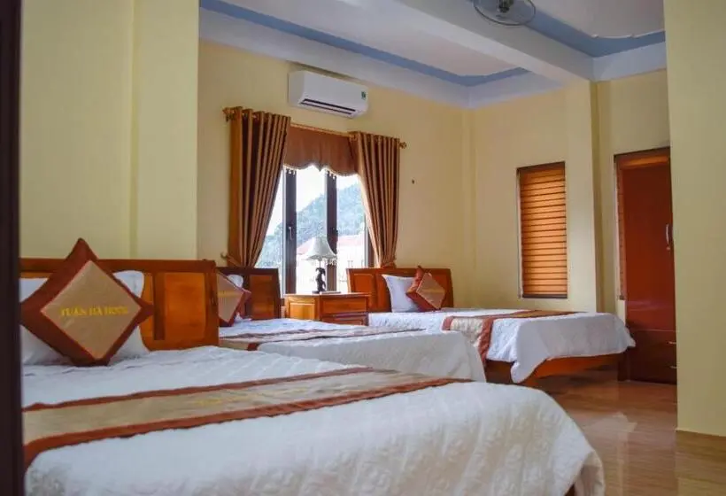 اتاق خانوادگی با چشم‌انداز کوه, Phong Nha Orient Homestay