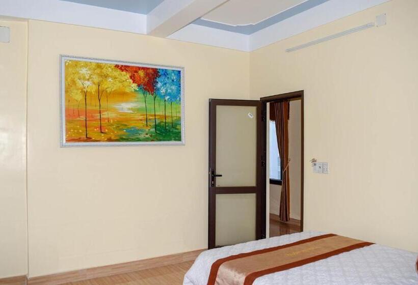 اتاق خانوادگی با چشمانداز کوه, Phong Nha Orient Homestay