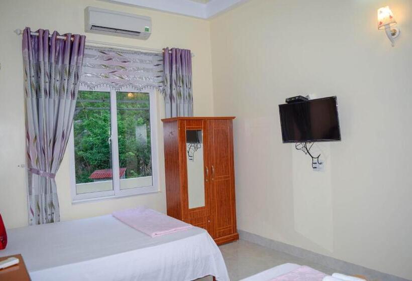 Deluxe Room Mountain View, Phong Nha Orient Homestay