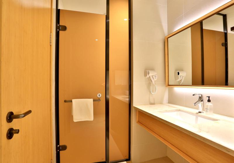 Кровать в Общей Комнате, Seaesta Komodo Hostel &