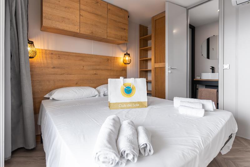 Номер Стандарт, Seaesta Komodo Hostel &