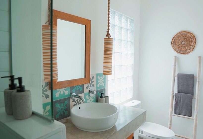 Номер Стандарт, Seaesta Komodo Hostel &