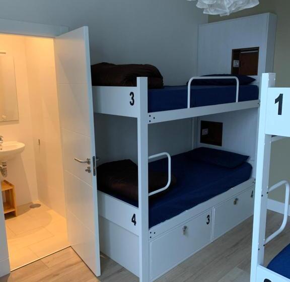 スタンダード４人部屋, Albergue Gran Canaria