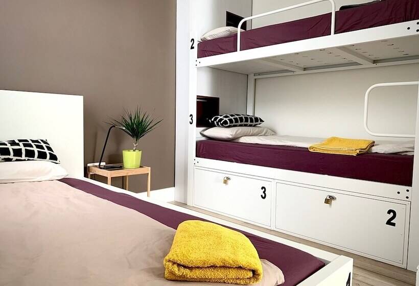 标准三人间, Albergue Gran Canaria