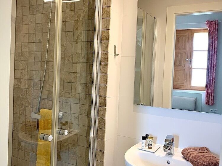 标准三人间, Albergue Gran Canaria