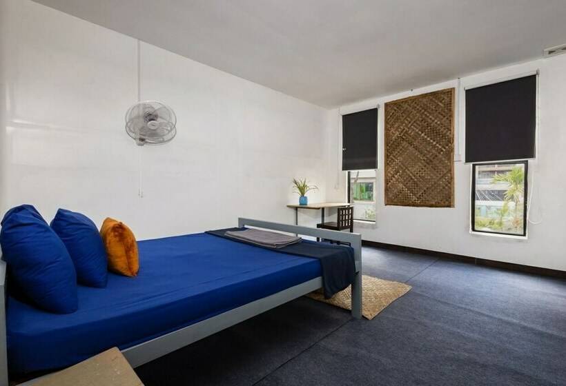 スタンダードルーム, World Walkers   Hostel