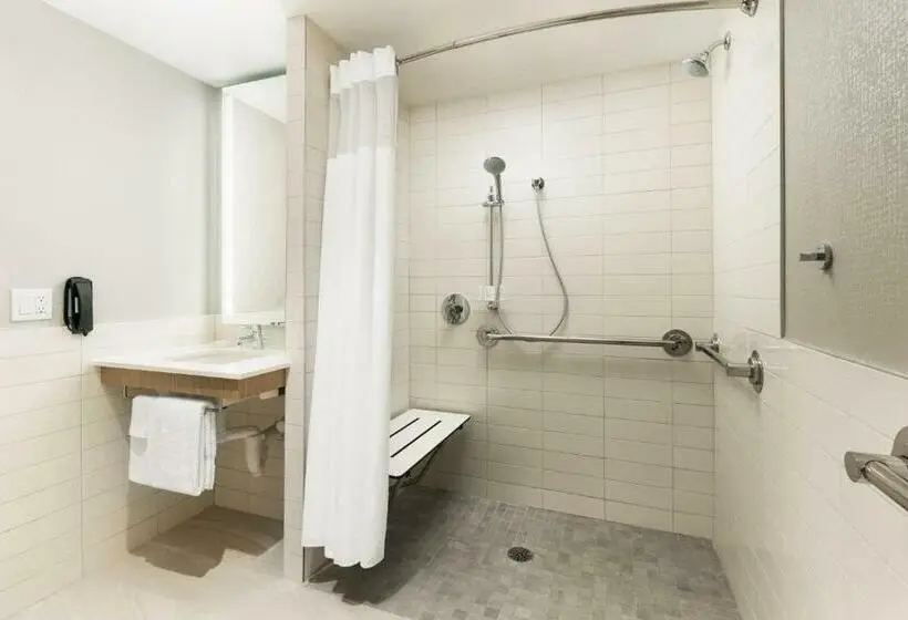 اتاق استاندارد با تخت بزرگ, Courtyard New York Downtown Manhattan/financial District
