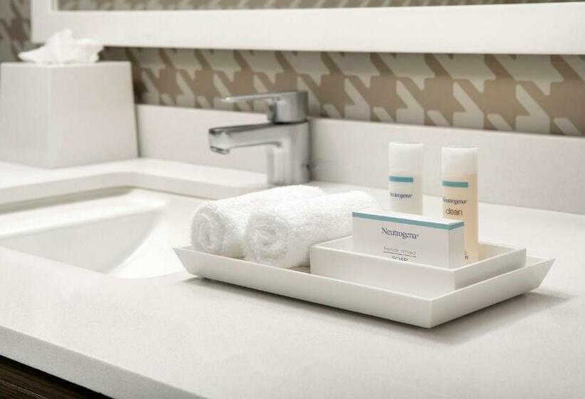 استودیوی لوکس, Home2 Suites By Hilton Asheville Biltmore Village