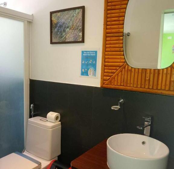 Cameră Familiară cu Vedere la Munte, Sg Tourist Inn