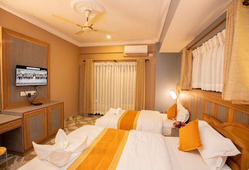 اتاق خانوادگی, Visitors Inn, Pokhara