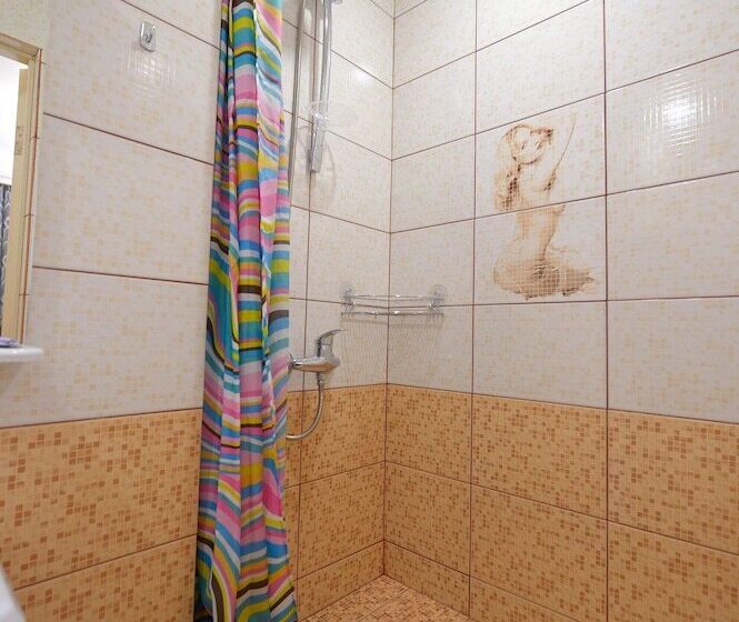 スタンダードスタジオ, Leohotels Znamenskaya