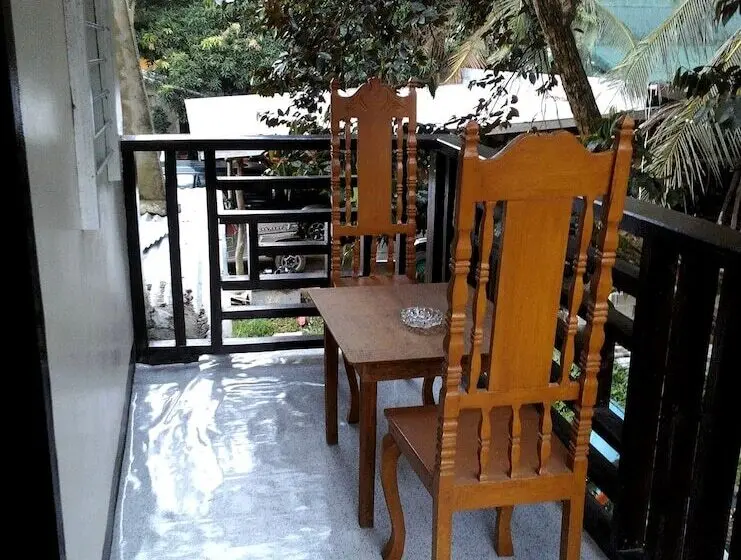 Perhehuone, Reddoorz At Bunakidz Lodge El Nido Palawan