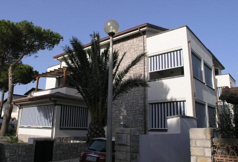 آپارتمان 1 خوابه همکف, Residence Il Cardellino