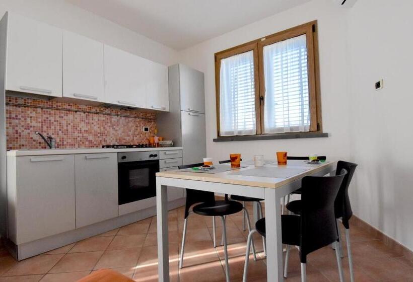 آپارتمان 1 خوابه, Residence Il Cardellino