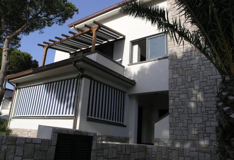 آپارتمان 1 خوابه همکف, Residence Il Cardellino