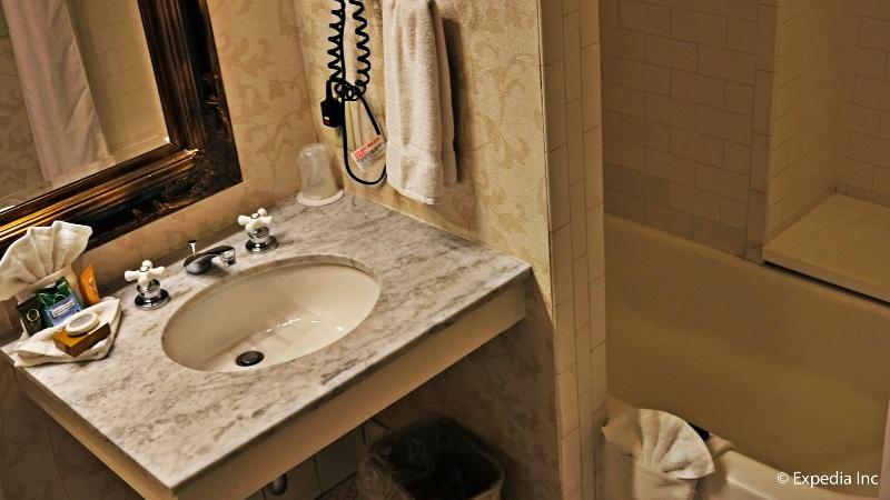 Номер Стандарт, Gaslamp Plaza Suites