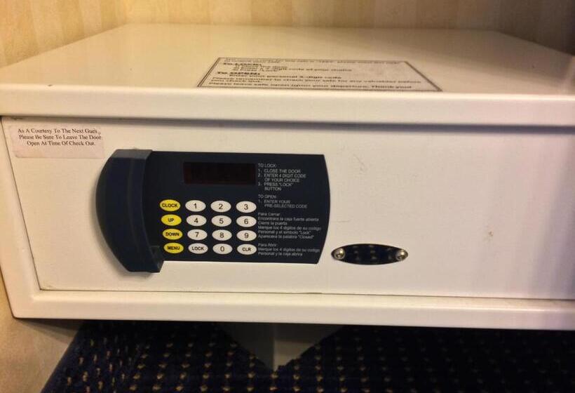 带大床的套房, Pentagon