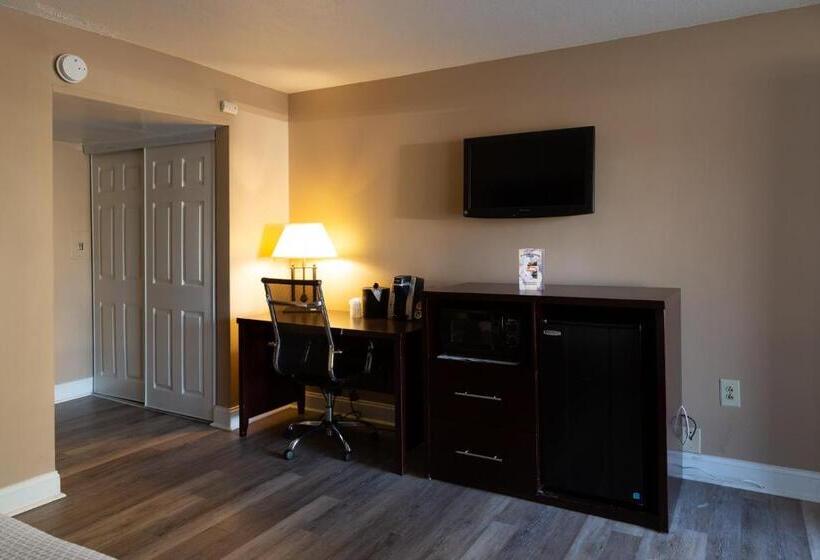 带大床的套房, Pentagon