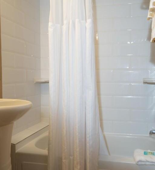 带大床的套房, Pentagon