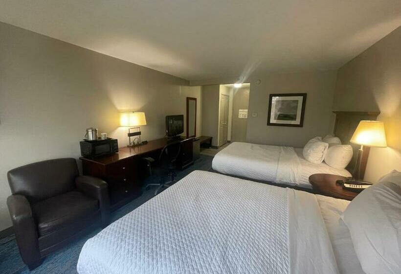 غرفة قياسية, Ramada By Wyndham Cleveland Independence