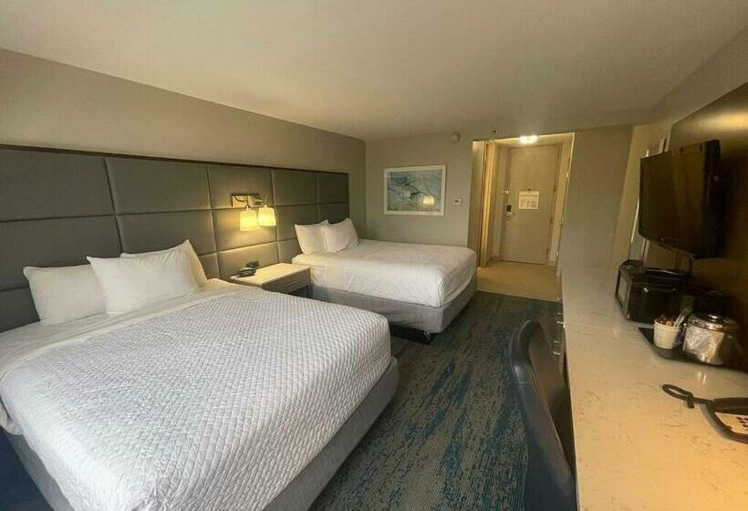 غرفة قياسية, Ramada By Wyndham Cleveland Independence
