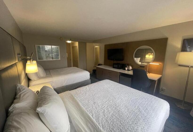 غرفة قياسية, Ramada By Wyndham Cleveland Independence