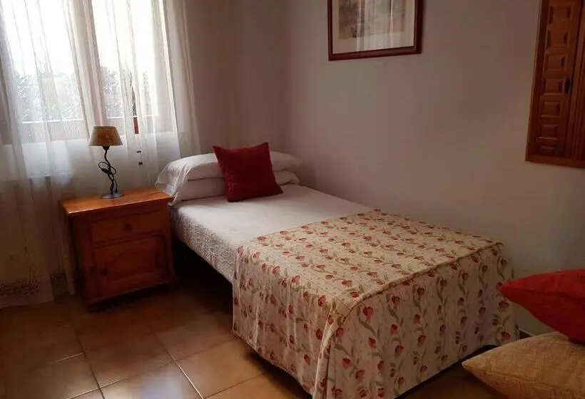 اتاق استاندارد یک نفره, Hostal El Panadero