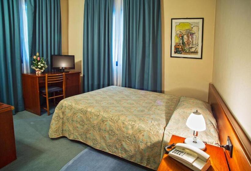 غرفة قياسية فردية, Albergo Centrale