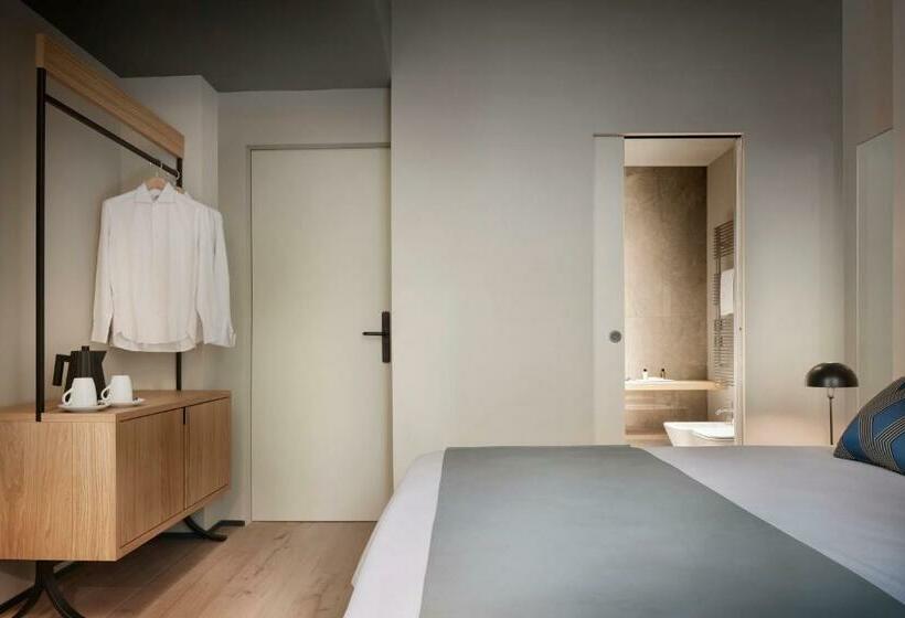 اتاق استاندارد, Speronari Suites