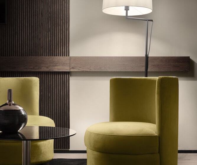 اتاق اجرایی, Speronari Suites