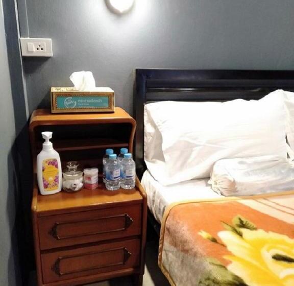 スタンダードルーム, Bedcabin Hostel