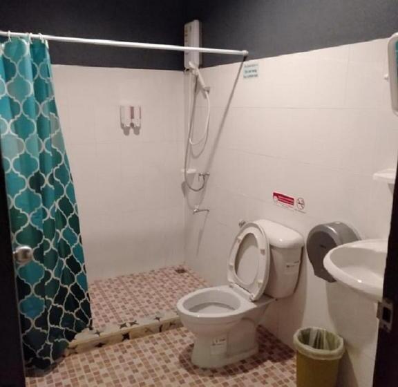 デラックスルーム, Bedcabin Hostel