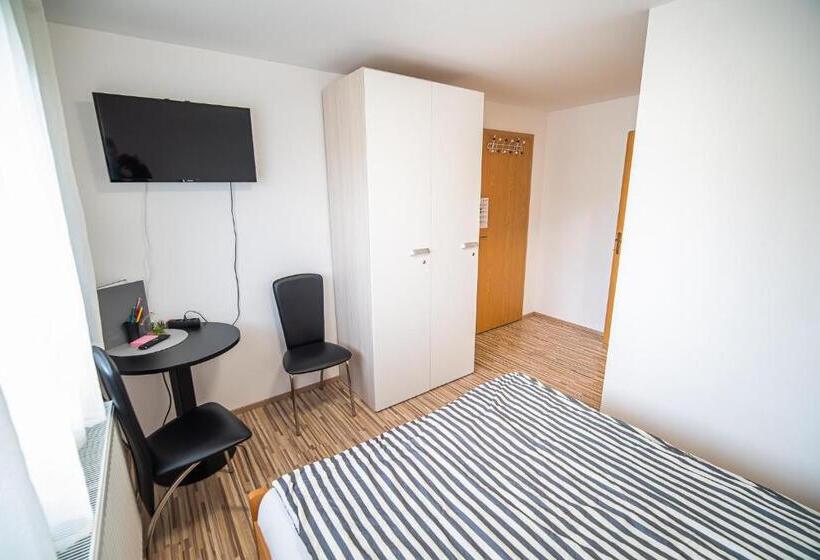 اتاق استاندارد, Rooms At Trimček