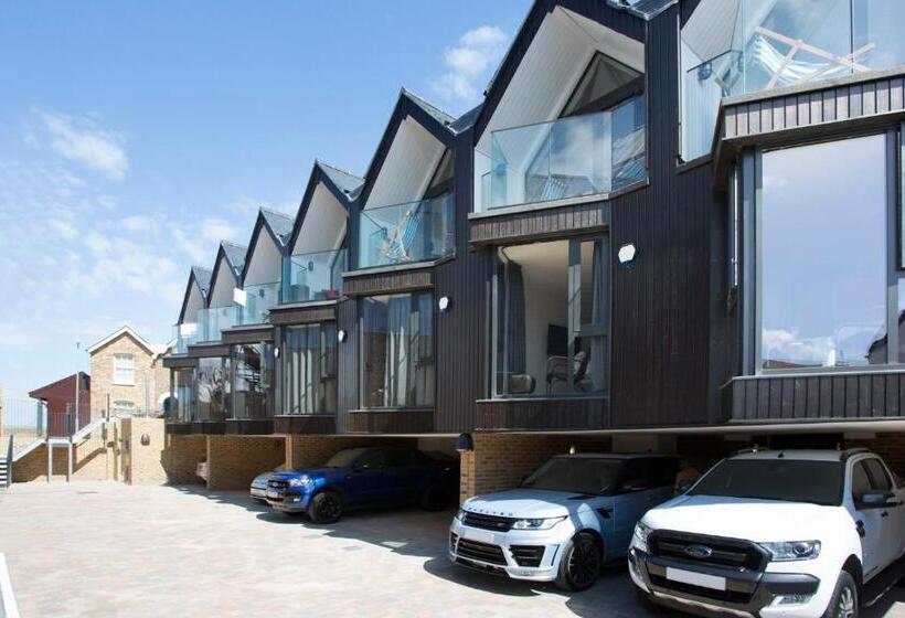 Апартаменты 1 Спальня Вид на Море, Warehouse Holiday Lets