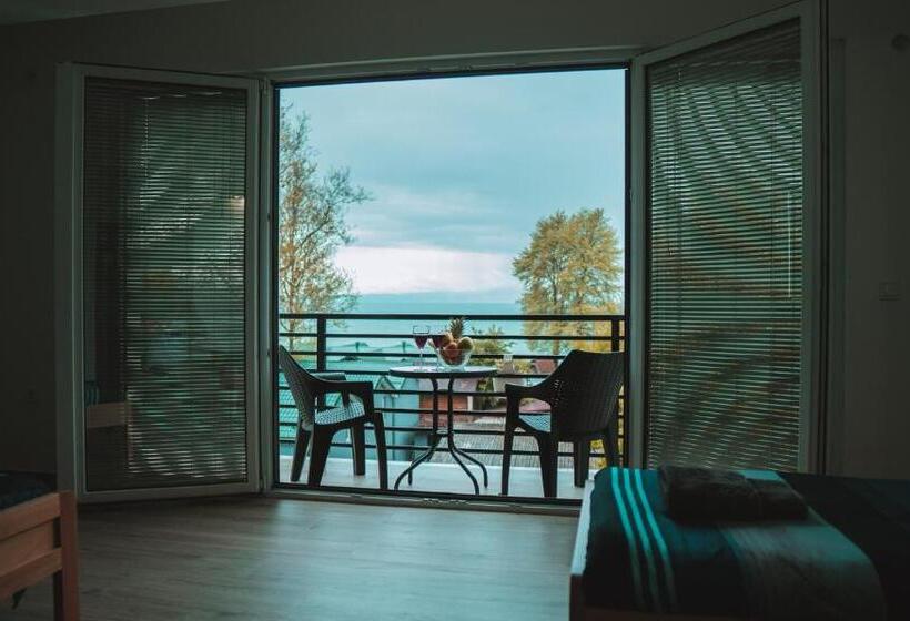 سوییت خانوادگی, Villa Natali