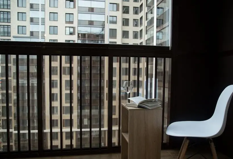 استودیوی استاندارد, Apartmoscow