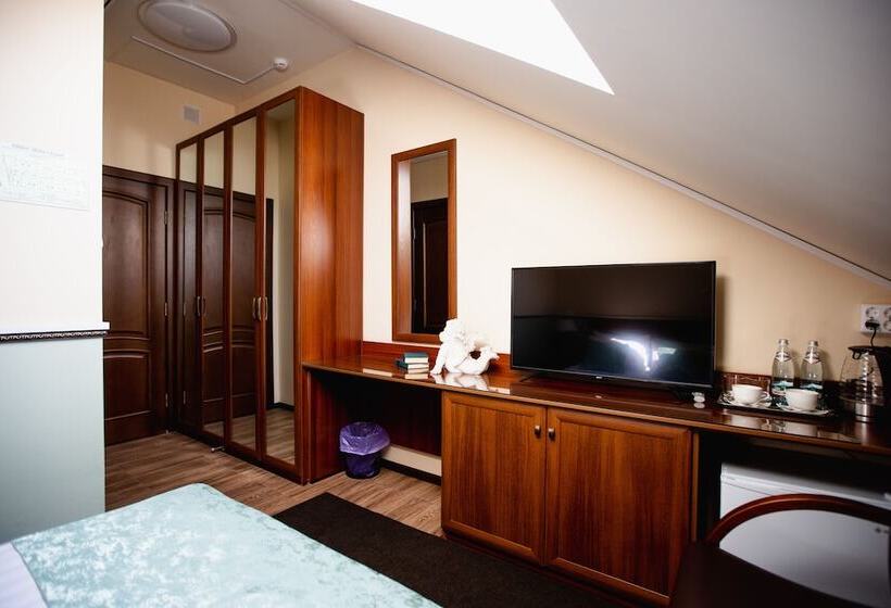 Номер Стандарт, Chekhov