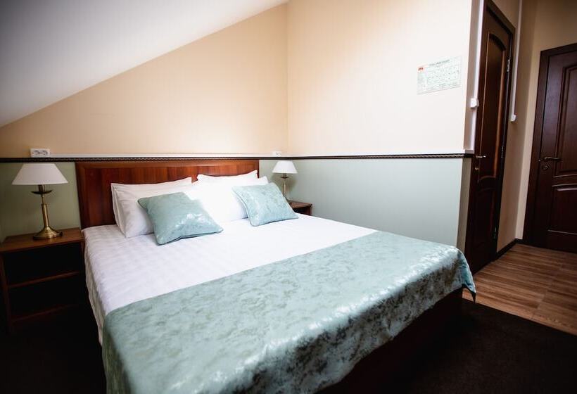 Номер Стандарт, Chekhov