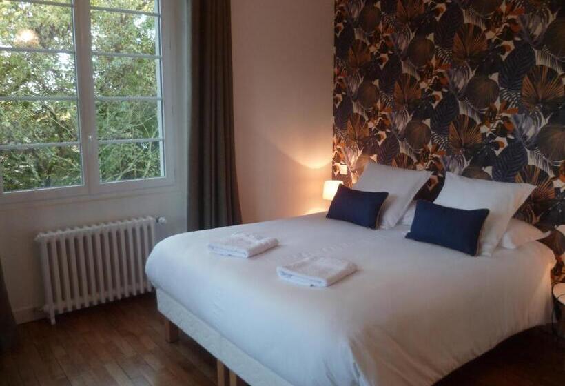 غرفة قياسية مع حمام خارجي, La Maison Du Parc