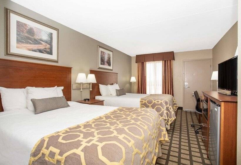 带2个双人床的标准工作室, Baymont By Wyndham Hays