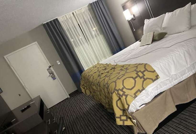 スイート, Baymont By Wyndham Topeka