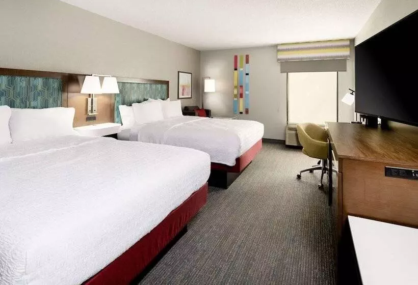 ２ダブルベッドのスタンダードルーム, Hampton Inn Richmondsouthwesthull Street