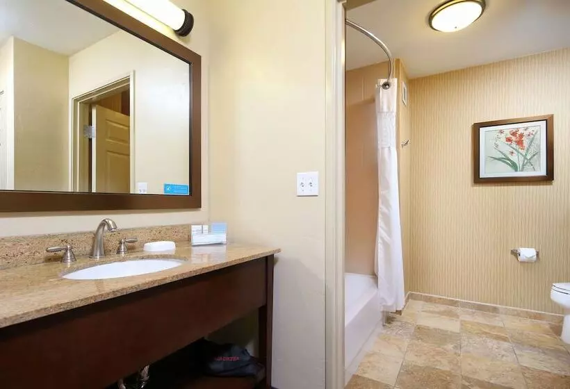 سوییت, Hampton Inn & Suites Tucson Mall