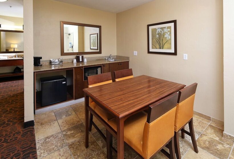 스위트, Hampton Inn & Suites Tucson Mall
