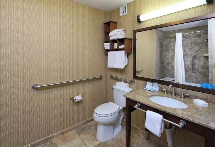 سوییت, Hampton Inn & Suites Tucson Mall